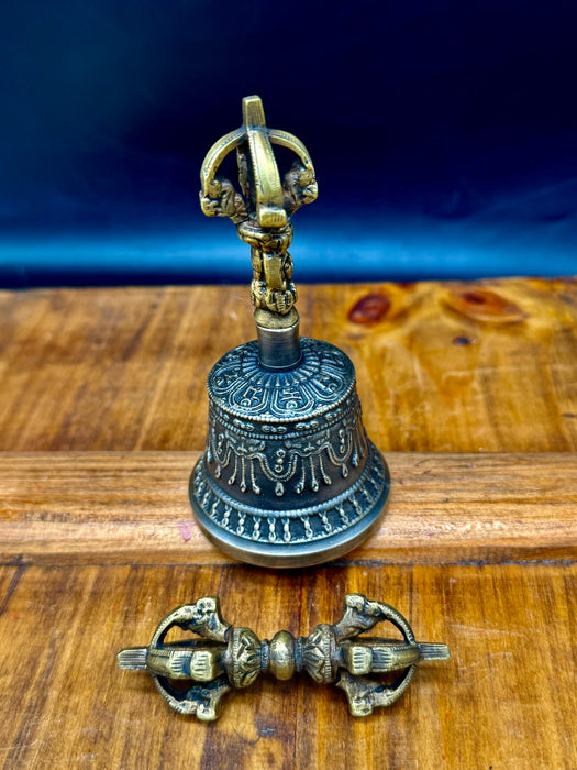 Set rituale tibetano di Campana e Vajra
