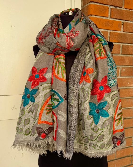 Pashmina scialle or sciarpa ricami a mano