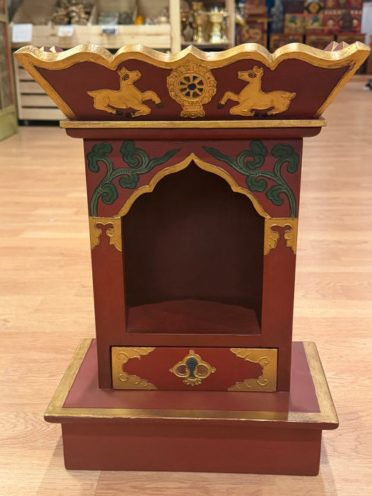 Altare tibetano per statua sacra
