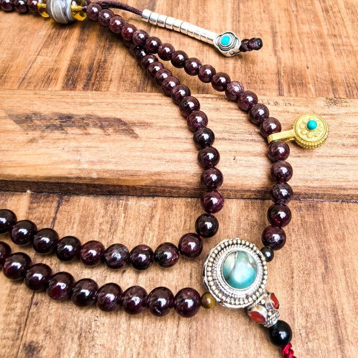Mala Tibetano 108 Grani – Granato Almandino