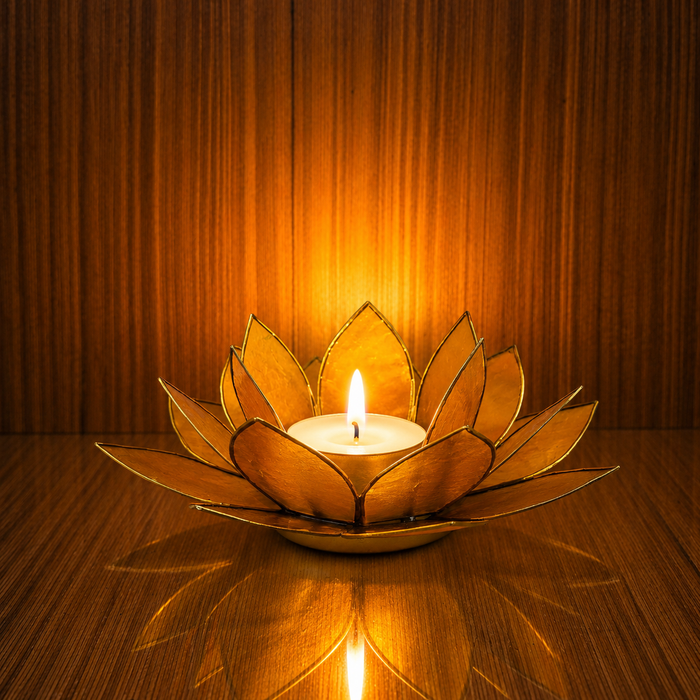 Portacandela Terzo Chakra in Conchiglie Capiz Naturali