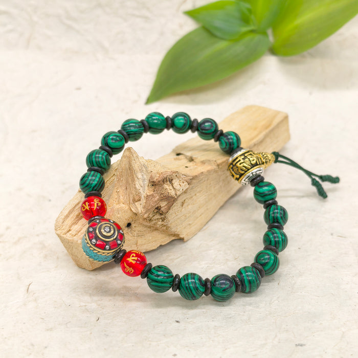 Braccialetto malachite con 2 perlini di om mani padme hum