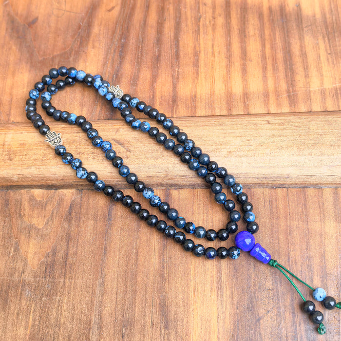 Mala in Sodalite
