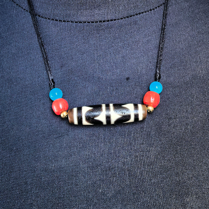 Dzi Tibetano denti di Tigre