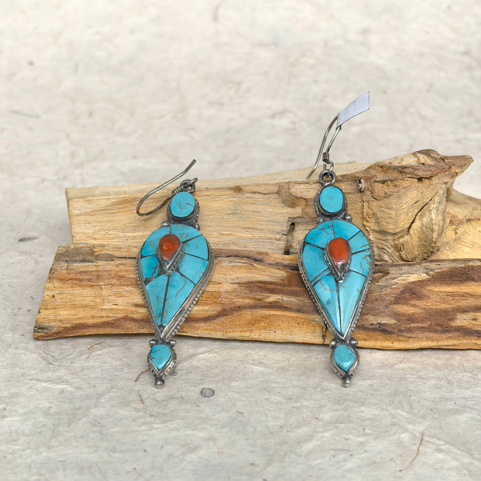 Orecchini Tibetani in argento con turchese e corallo