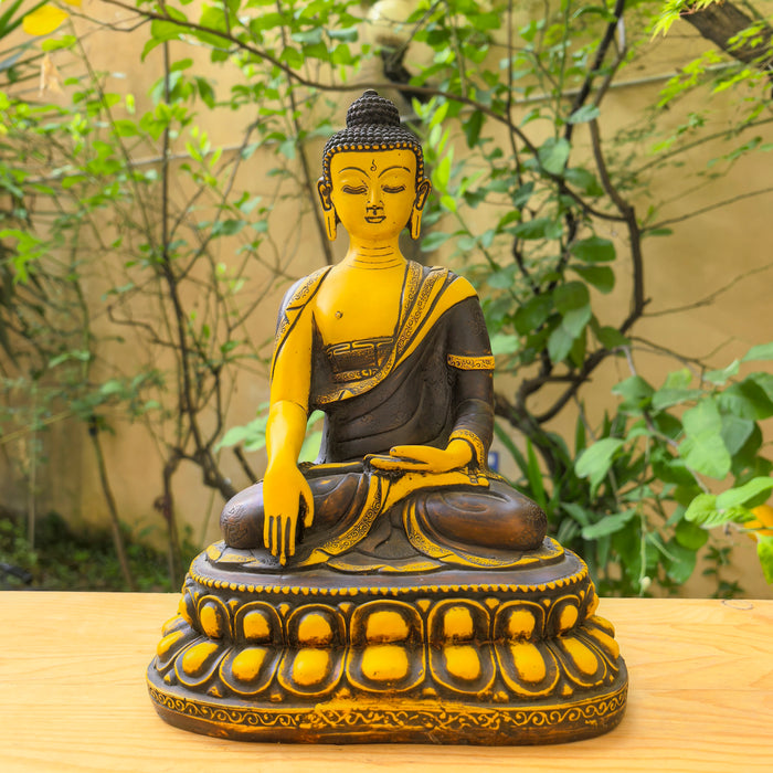 Buddha Shakyamuni in resina