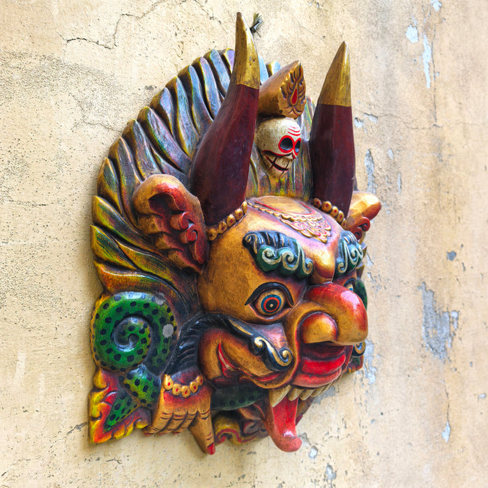 Maschera di Garuda in legno