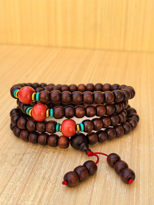 Mala 108 Grani in Legno di Sandalo Rosso con Perline in Diaspro Rosso