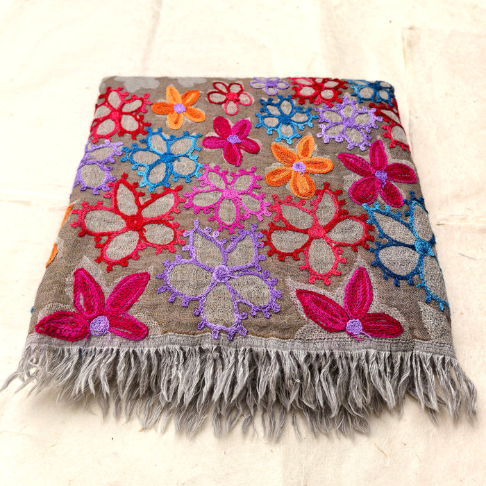 Sciarpa di Lana Ricamato