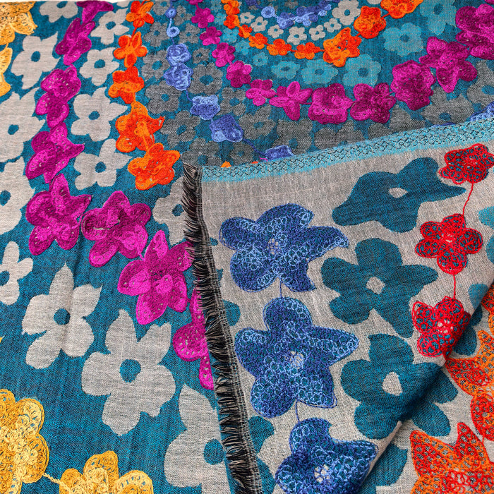 Sciarpa di Lana Ricamato