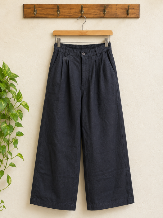 Pantalone chiusura bottone e cerniera frontale, elastico vita