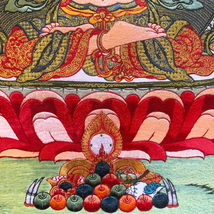 Thangka Cherezig in Seta Tessuta a mano