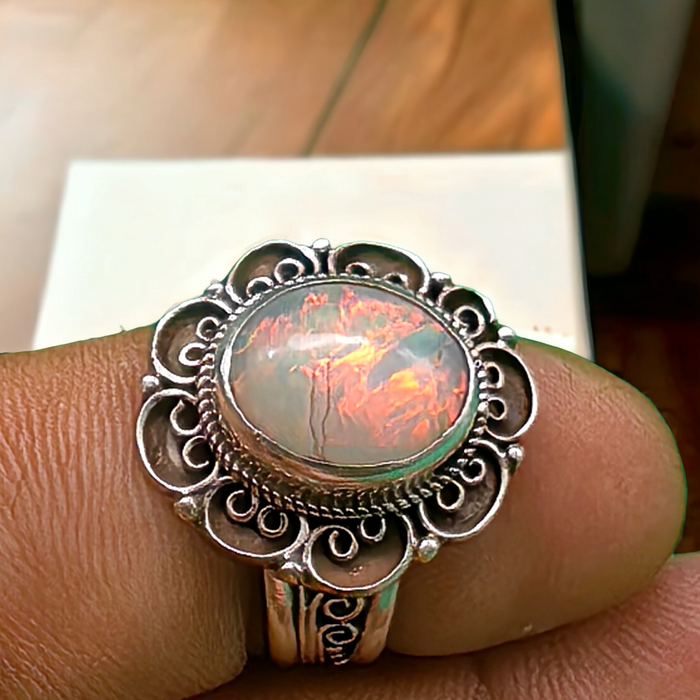 Anello Opale Bianco