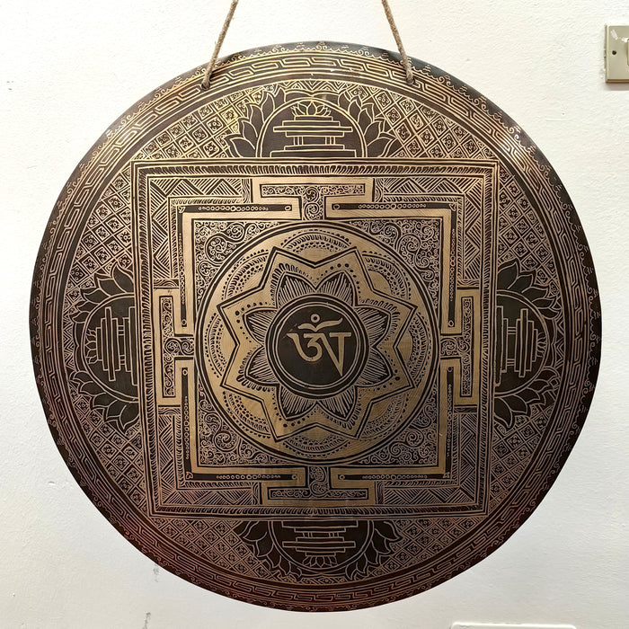 Wind Gong con mandala om