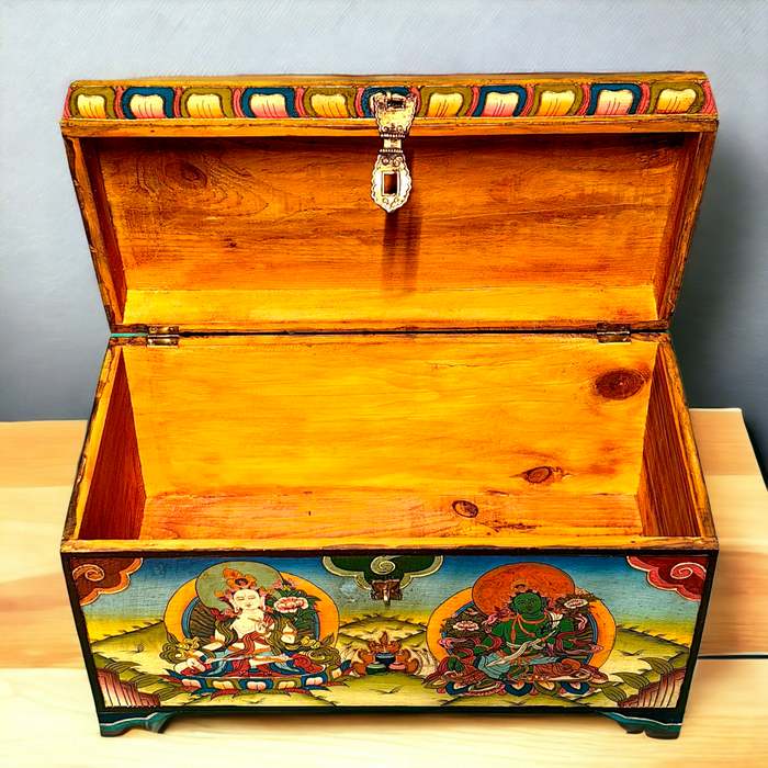 Baule Tibetano con tara verde e tara bianca