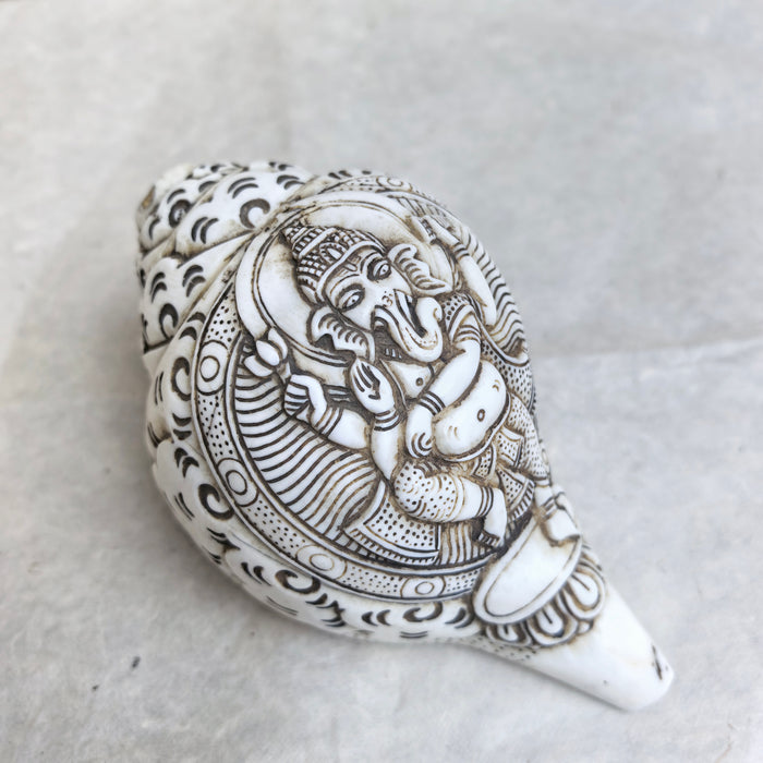 Conchiglia con Ganesh