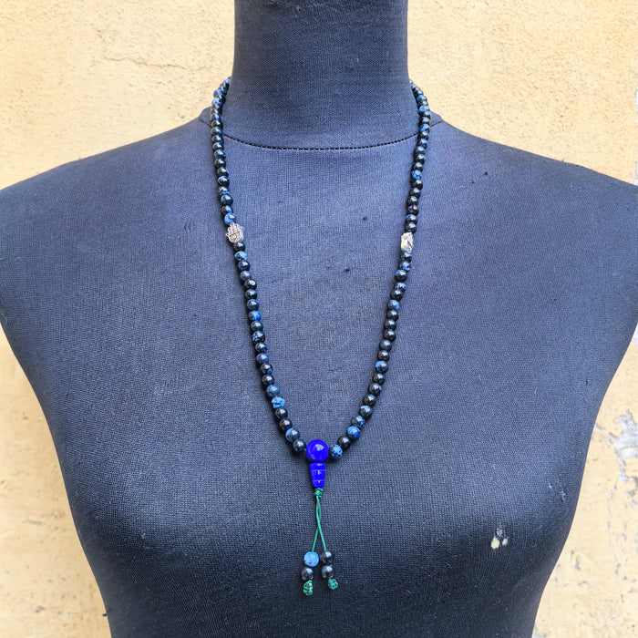 Mala in Sodalite