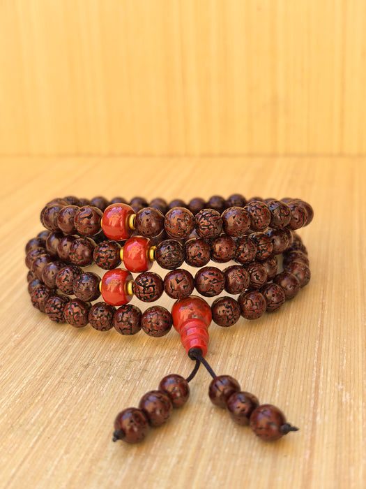Mala Rudraksha 108 Grani con Guru in Diaspro Rosso