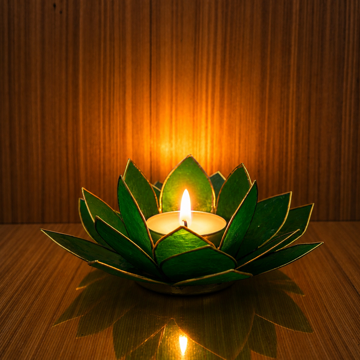 Portacandela Chakra del Cuore in Conchiglie Capiz Naturali