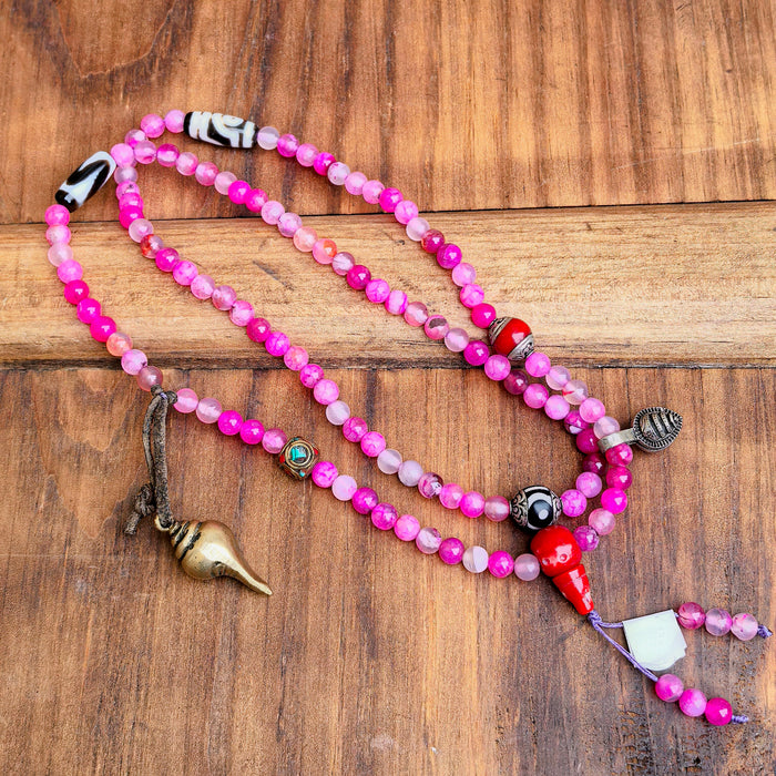 Mala in Agata Tinta e dzi Tibetana