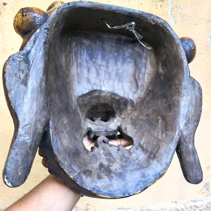 Maschera di Mahākāla in Legno scuro