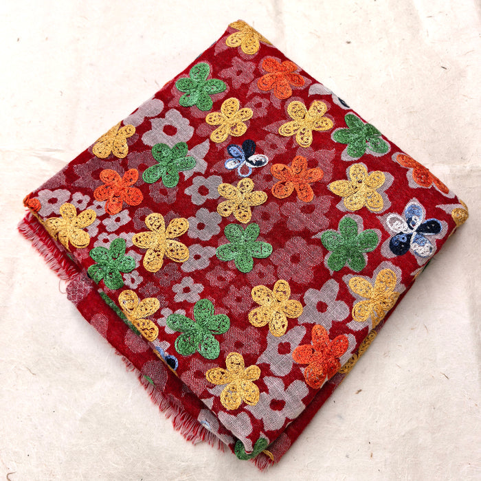 Sciarpa di Lana Ricamato