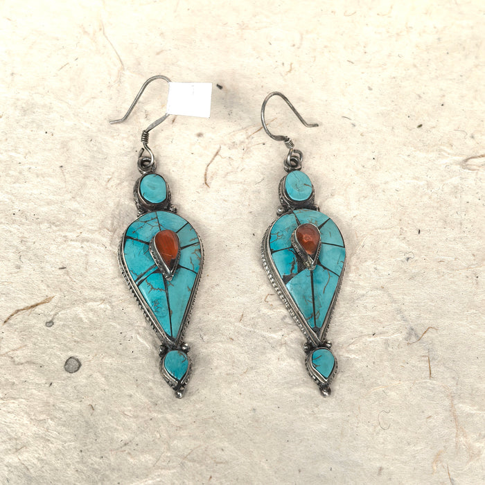 Orecchini Tibetani in argento con turchese e corallo