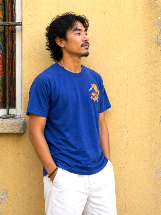 T-shirt Ricamato dragone in cotone blu