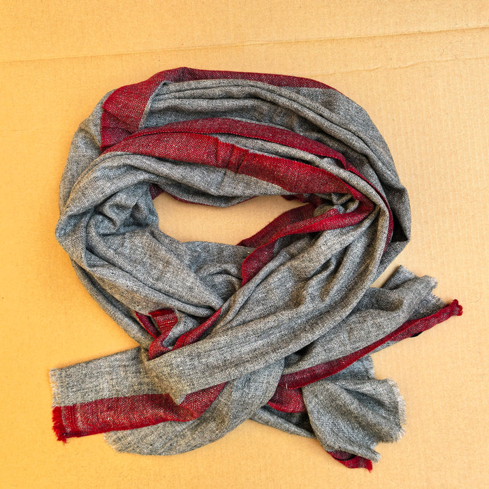 Stola di Pashunina lana