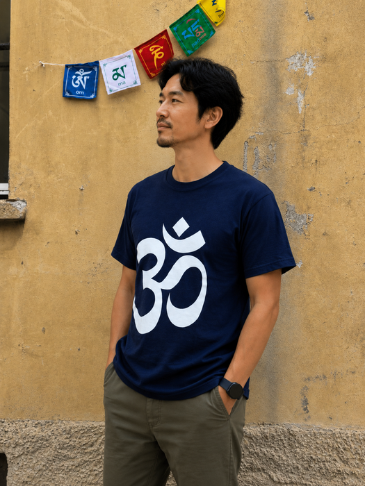 T-shirt Uomo con Simbolo OM – Cotone Morbido, Tradizione Tibetana | Tibet Shop Milano
