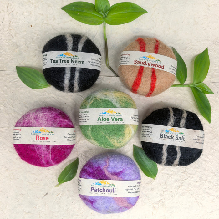 Sapone detergente delicato per il corpo, dalla schiuma