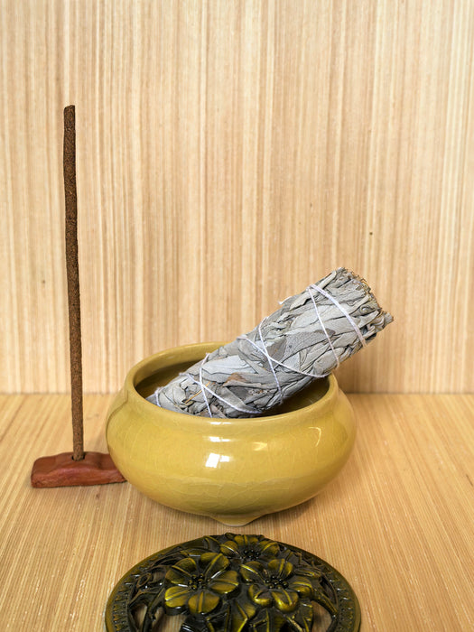 Bruciatore in ceramica per incenso, Salvia bianca e palo Santo