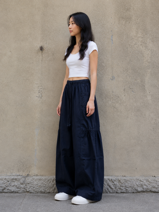 Pantalone a gamba larga con coulisse in vita Nero