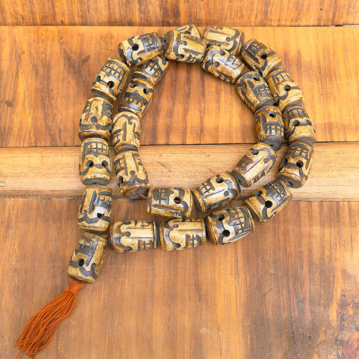 Mala di Teschio in Osso