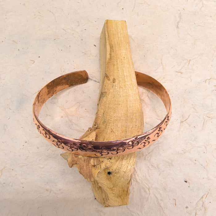 Bracciale di Rame con Simbolo Om Tibetano