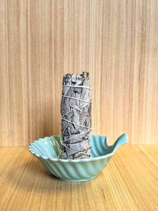 Portaincenso in ceramica per palo santo, salvia bianca e coni