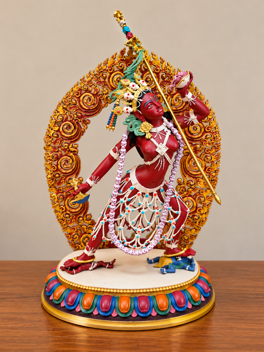 Statua Vajrayogini in bronzo dipinta a mano