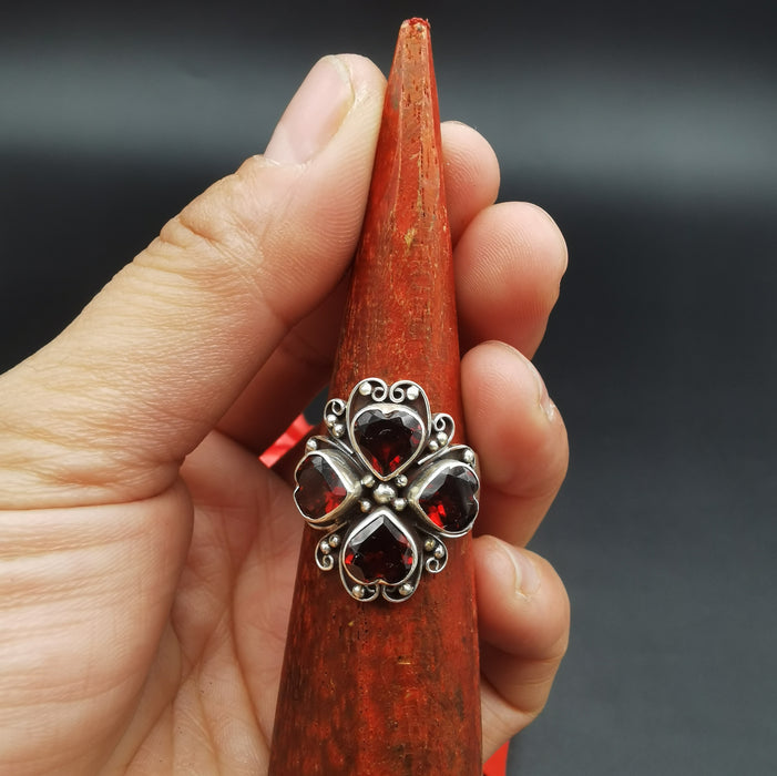 anello con corgnola