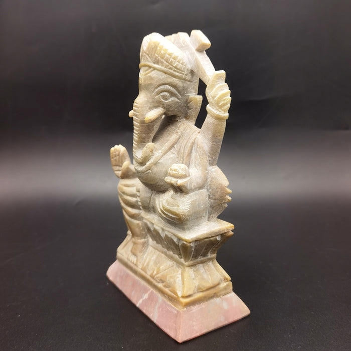 Ganesh fatto con Pietra