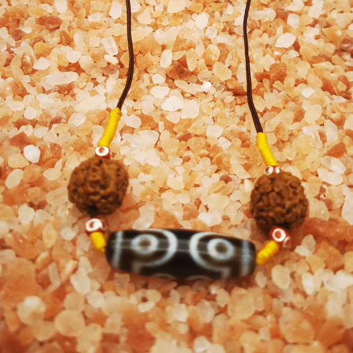 collana tibetana con 7occhi  dzi e rudra